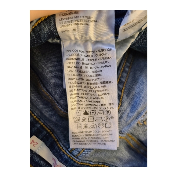 Levi's - Picture 5 of 6